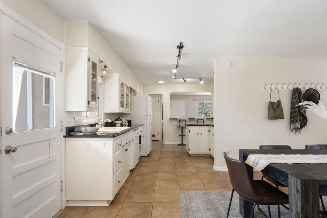 801 Monroe Street NE, Albuquerque, NM 87110