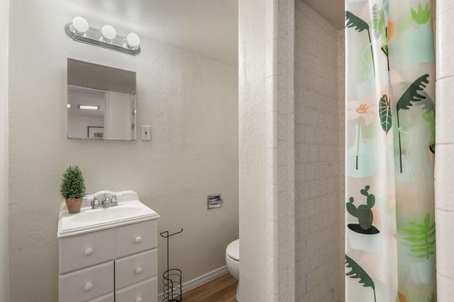 801 Monroe Street NE, Albuquerque, NM 87110