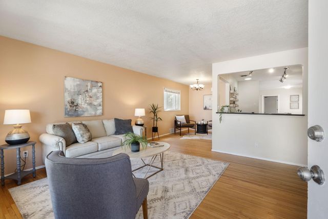 801 Monroe Street NE, Albuquerque, NM 87110