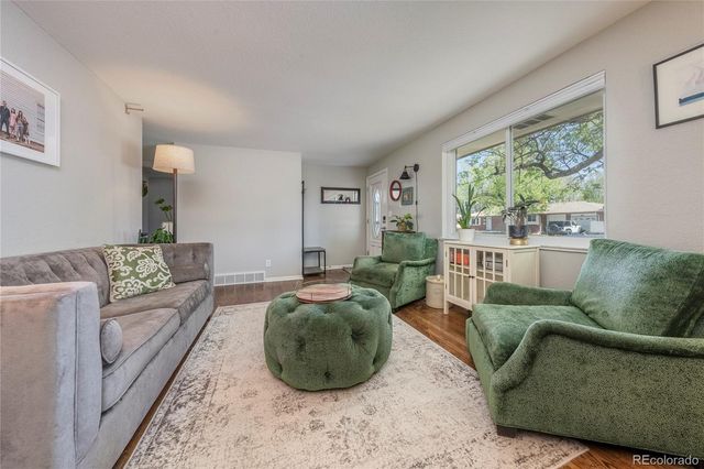 6657 S Lee Court, Centennial, CO 80121