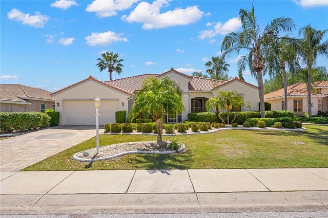 1305 CRYSTAL GREENS DRIVE, Sun City Center, FL 33573