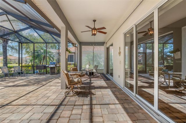 1305 CRYSTAL GREENS DRIVE, Sun City Center, FL 33573