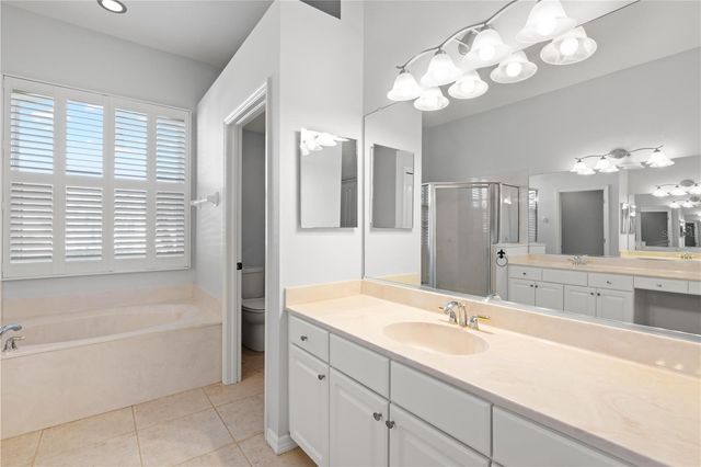 1305 CRYSTAL GREENS DRIVE, Sun City Center, FL 33573
