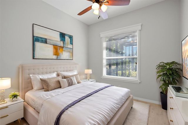 1305 CRYSTAL GREENS DRIVE, Sun City Center, FL 33573