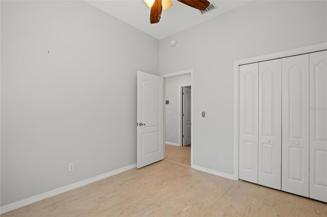 1305 CRYSTAL GREENS DRIVE, Sun City Center, FL 33573