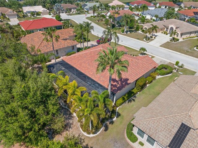 1305 CRYSTAL GREENS DRIVE, Sun City Center, FL 33573