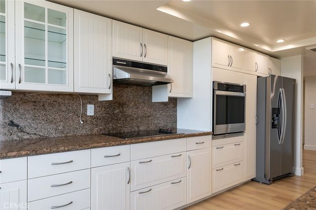 345 Pioneer Drive 1404, Glendale, CA 91203