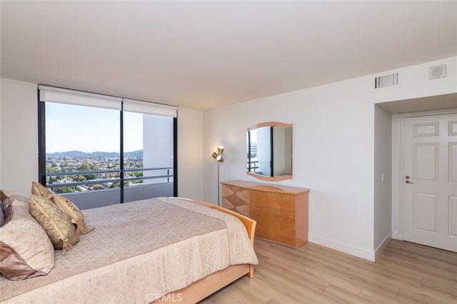 345 Pioneer Drive 1404, Glendale, CA 91203