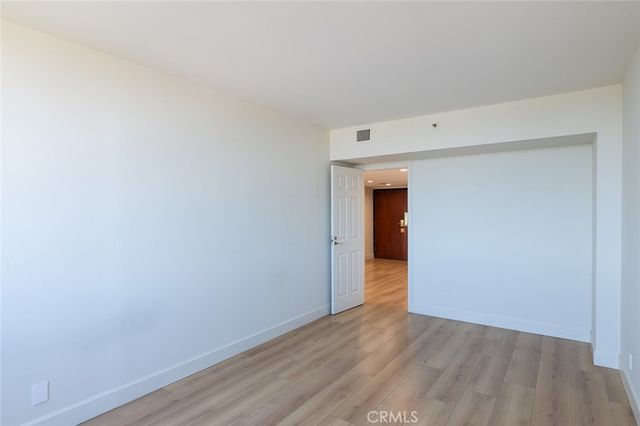 345 Pioneer Drive 1404, Glendale, CA 91203