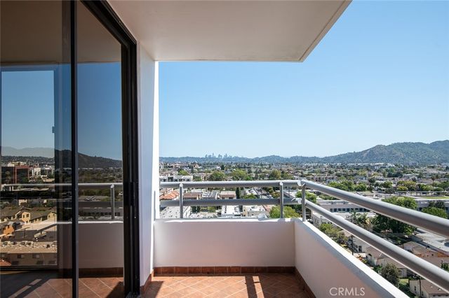 345 Pioneer Drive 1404, Glendale, CA 91203