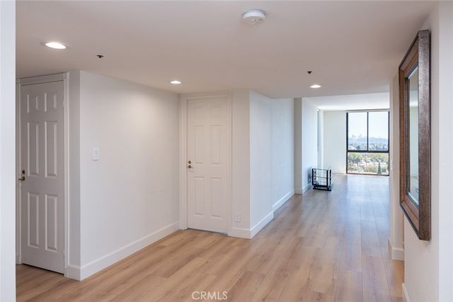 345 Pioneer Drive 1404, Glendale, CA 91203