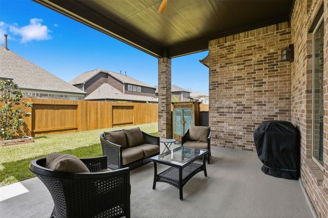 209 Bright Bluff Circle, Waller, TX 77484