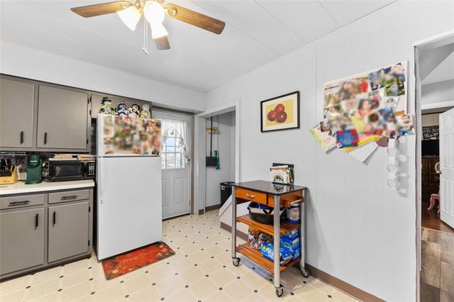 20 Crawford St, North Union Twp, PA 15401