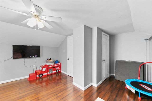 20 Crawford St, North Union Twp, PA 15401