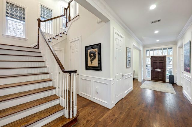 4028 Riley Street, West University Place, TX 77005