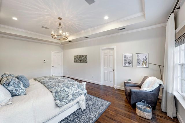 4028 Riley Street, West University Place, TX 77005