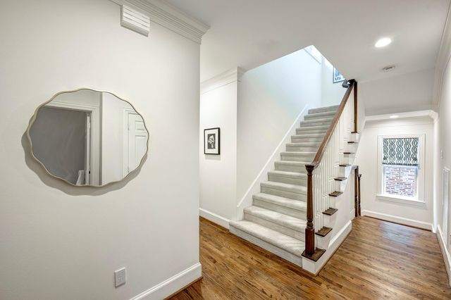 4028 Riley Street, West University Place, TX 77005