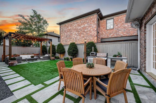 4028 Riley Street, West University Place, TX 77005