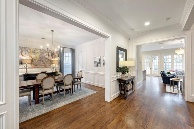 4028 Riley Street, West University Place, TX 77005