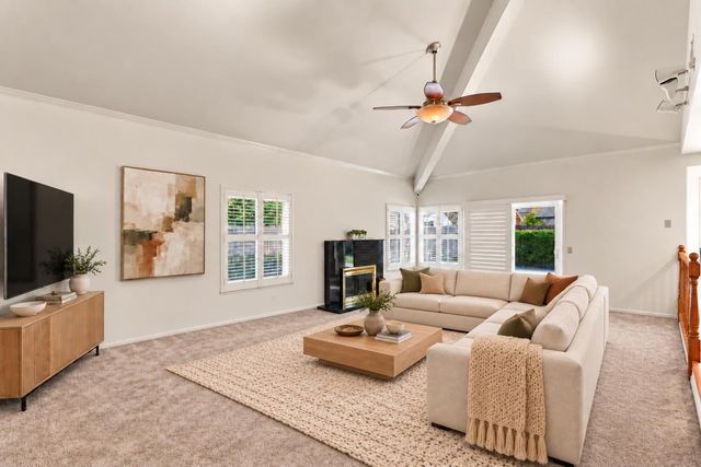 8908 Royal Gate Way, Elk Grove, CA 95624