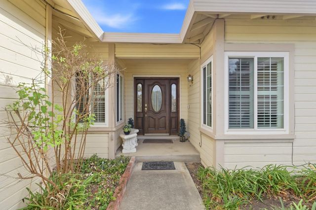 8908 Royal Gate Way, Elk Grove, CA 95624