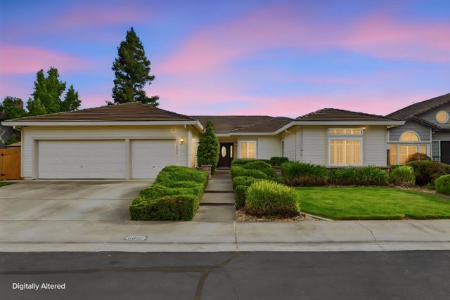 8908 Royal Gate Way, Elk Grove, CA 95624