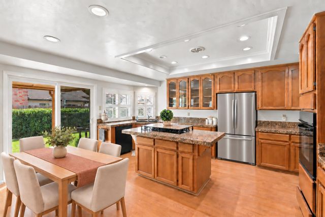 8908 Royal Gate Way, Elk Grove, CA 95624
