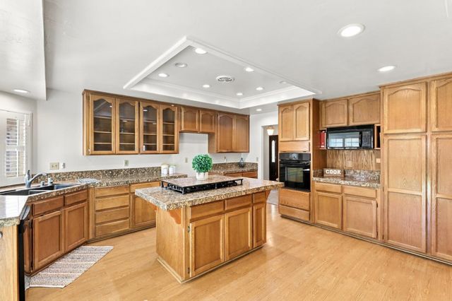 8908 Royal Gate Way, Elk Grove, CA 95624