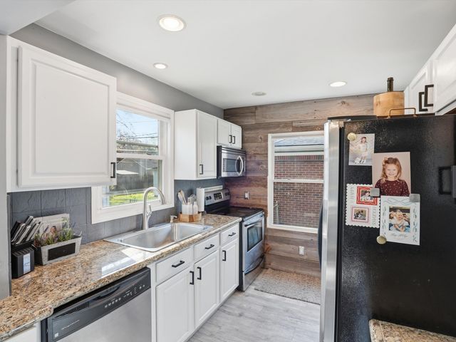 1012 N Blair Avenue, Royal Oak, MI 48067