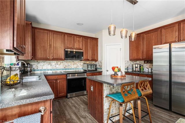 365 Mahogany Drive, Thomasville, NC 27360