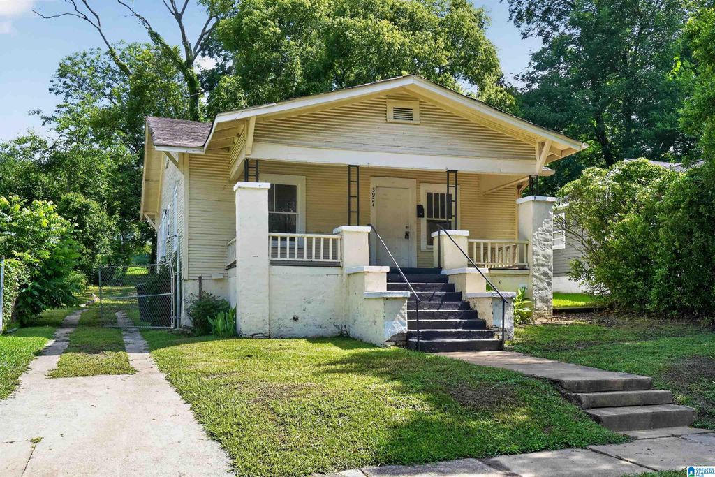 3924 37TH AVENUE N, Birmingham, AL 35217