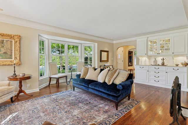 5325 Wooddale Avenue, Edina, MN 55424
