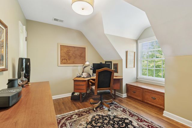 5325 Wooddale Avenue, Edina, MN 55424