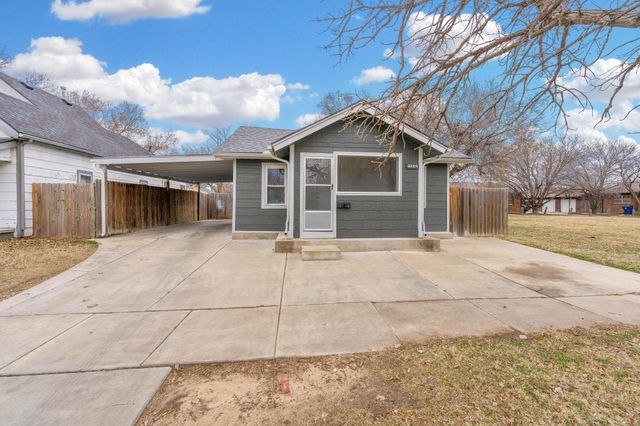 3128 W University Ave, Wichita, KS 67213