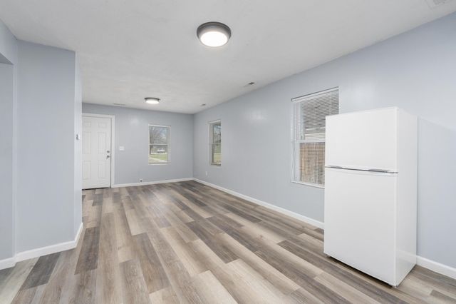 3128 W University Ave, Wichita, KS 67213