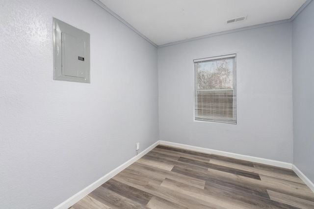 3128 W University Ave, Wichita, KS 67213