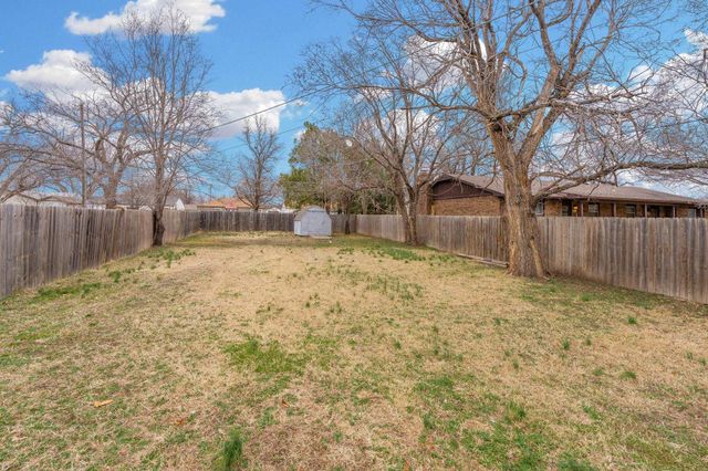 3128 W University Ave, Wichita, KS 67213