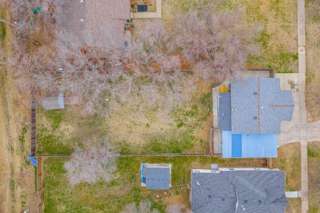 3128 W University Ave, Wichita, KS 67213