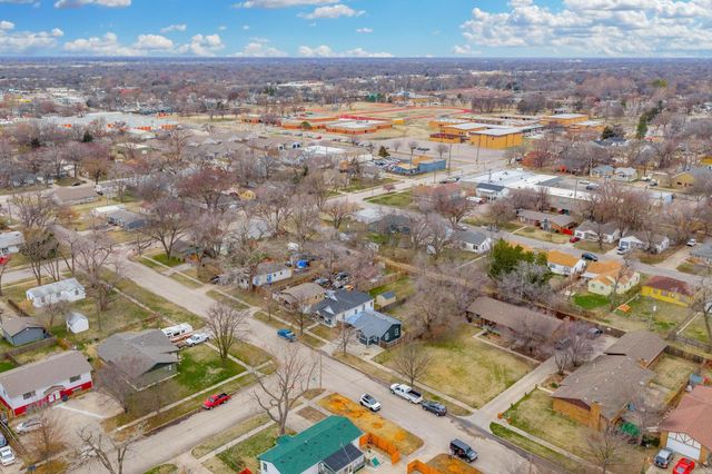 3128 W University Ave, Wichita, KS 67213