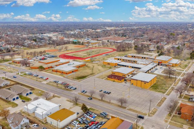 3128 W University Ave, Wichita, KS 67213