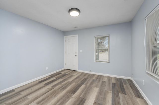 3128 W University Ave, Wichita, KS 67213