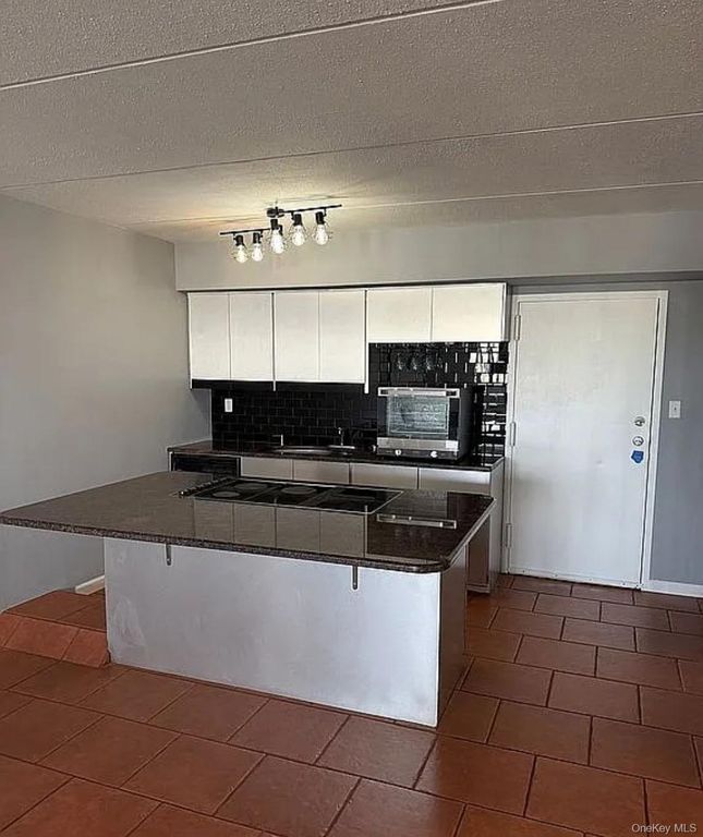 725 Miller Avenue 410, Freeport, NY 11520 — photo 3