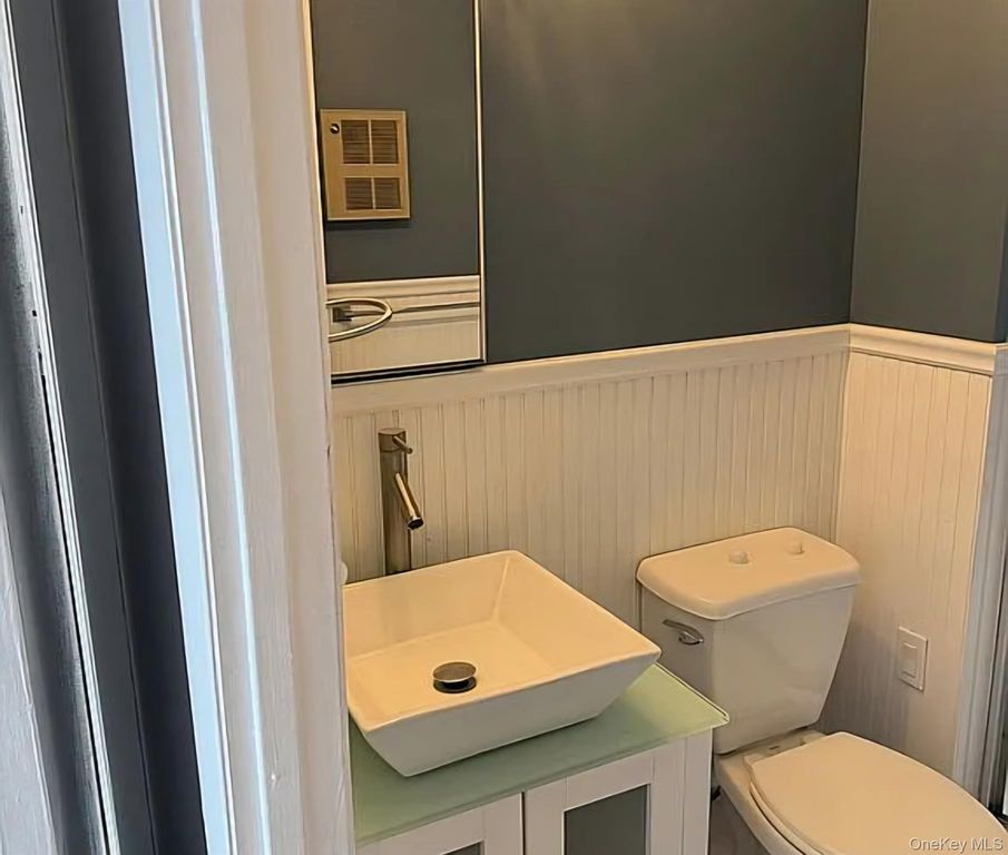 725 Miller Avenue 410, Freeport, NY 11520 — photo 5