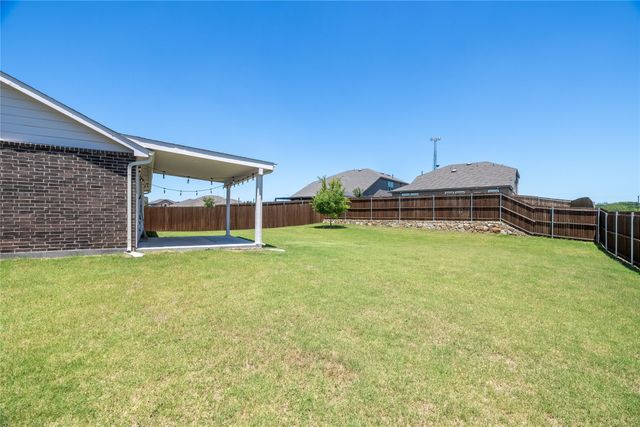 820 Forestdale Court, Haslet, TX 76052