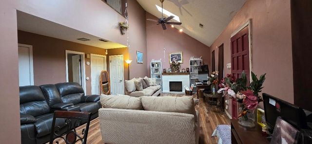 4285 BOEINGSHIRE DR, Memphis, TN 38116