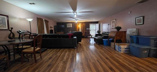 4285 BOEINGSHIRE DR, Memphis, TN 38116