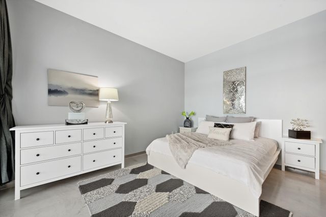 5601 Smetana Drive 608, Hopkins, MN 55343