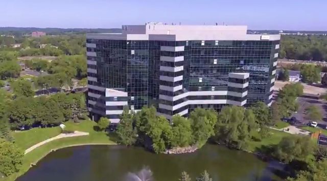 5601 Smetana Drive 608, Hopkins, MN 55343