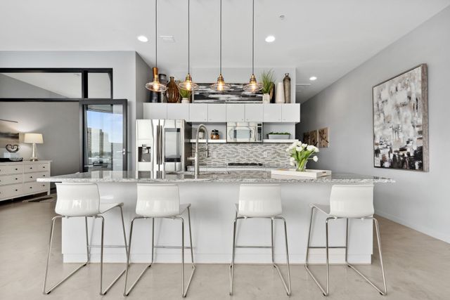 5601 Smetana Drive 608, Hopkins, MN 55343