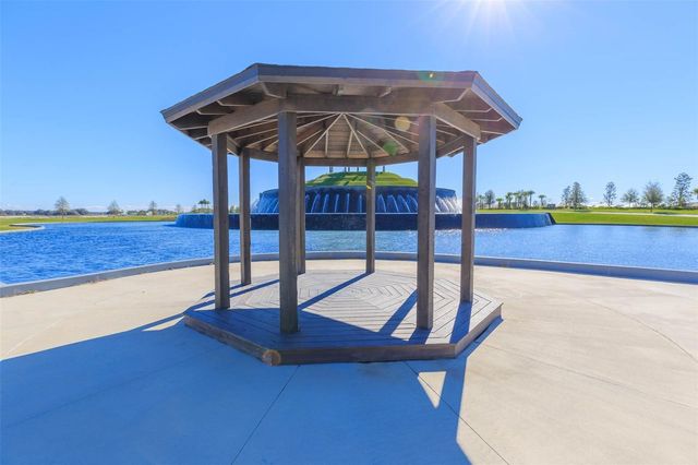 31088 JAZZ LEAF PLACE, San Antonio, FL 33576